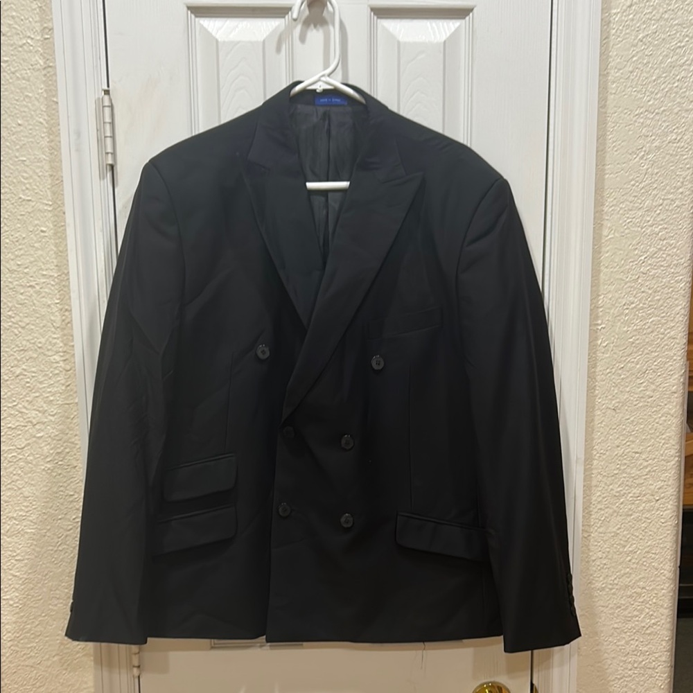 Elegant Men's Black Double-Breasted Blazer